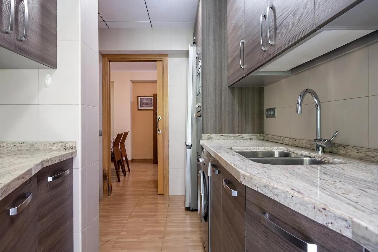 Global Market Apartment