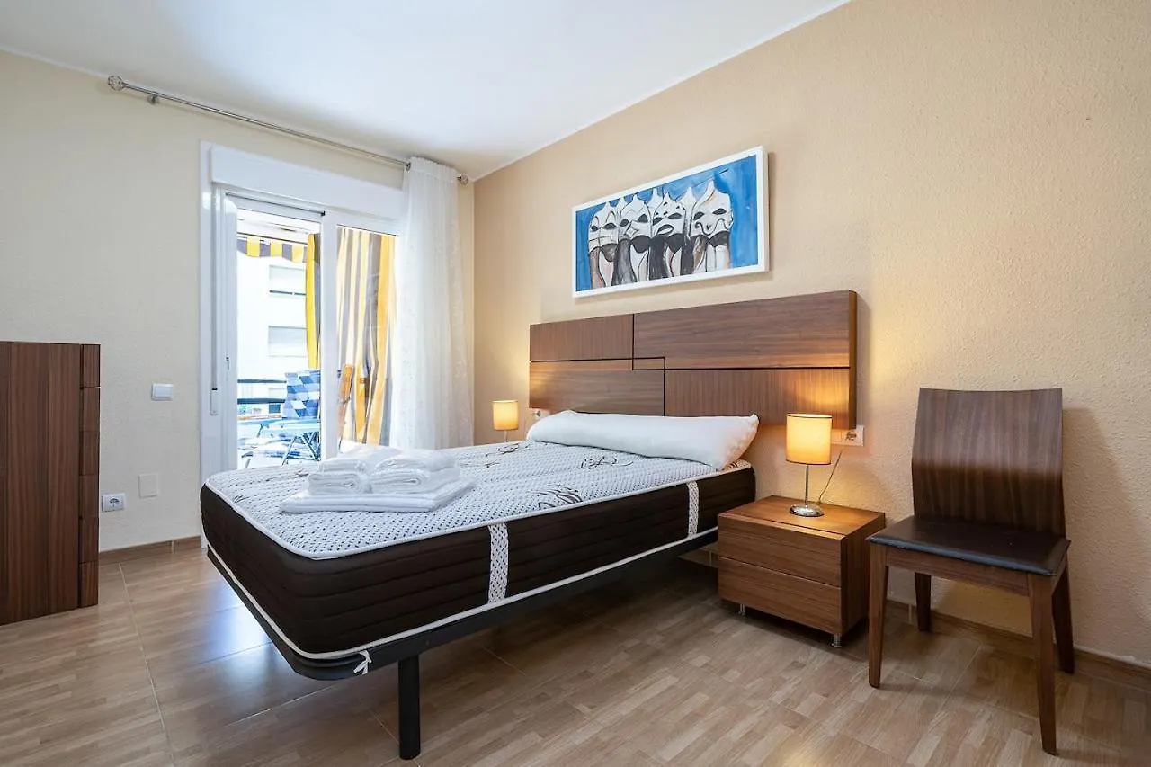 Apartment Global Market